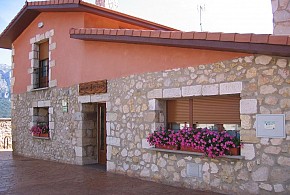 AGROTURISMO LEGAIRE ETXEA