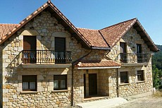 APARTAMENTOS RURALES EL CUETO