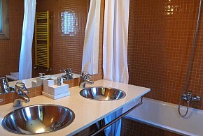 BED AND BREAKFAST COVA DA BALEA