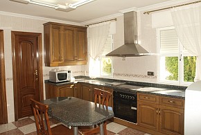 CASA VALDECABALLEROS