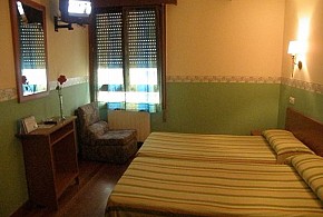 HOSTAL AKELARRE OSTATUA