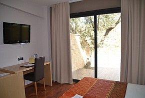 HOTEL RURAL VILAR RIU DE BAIX