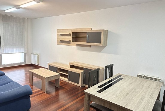 TORRELAVEGA APARTMENT